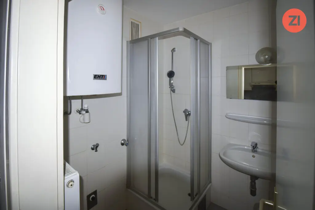 Wohnung mit Lift nahe Mozartkreuzung in zentraler Lage
