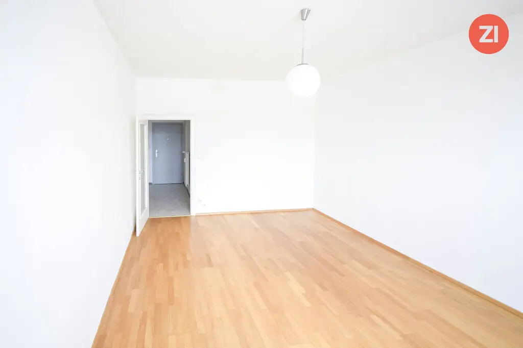 Wohnung mit Lift nahe Mozartkreuzung in zentraler Lage