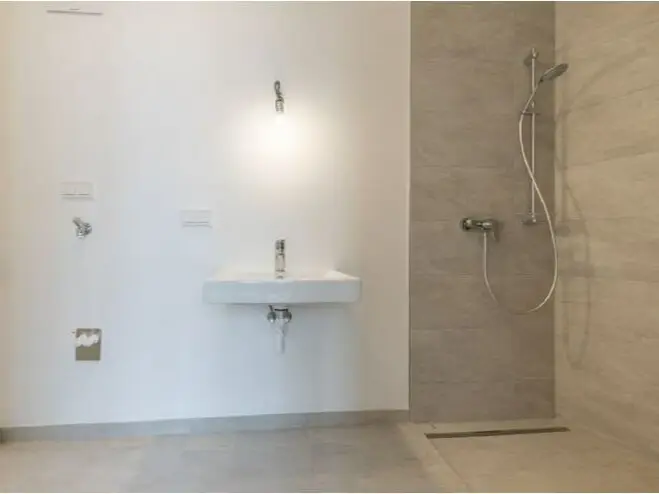 Modern Wohnung with underfloor heating and elevator