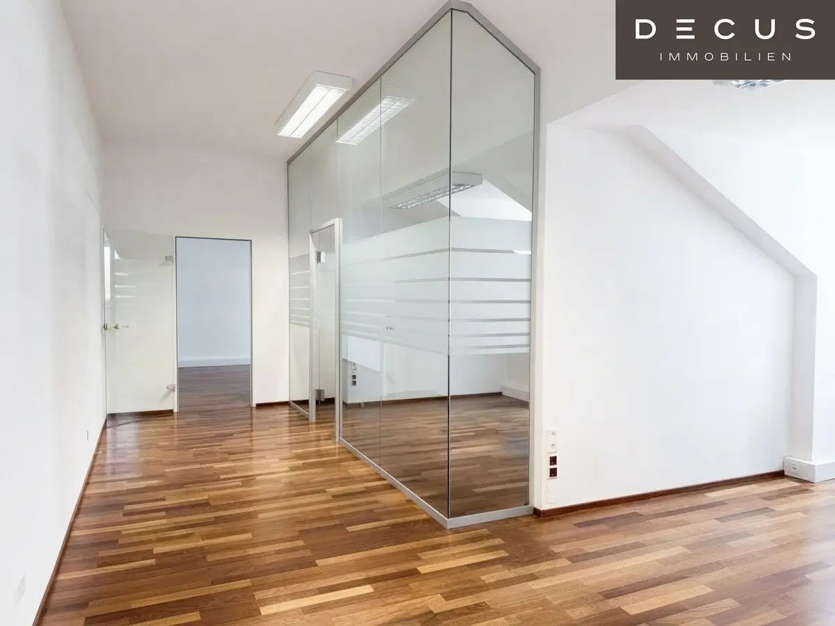 NUSSDORFER PLATZ | high-quality 6-room office | cooled