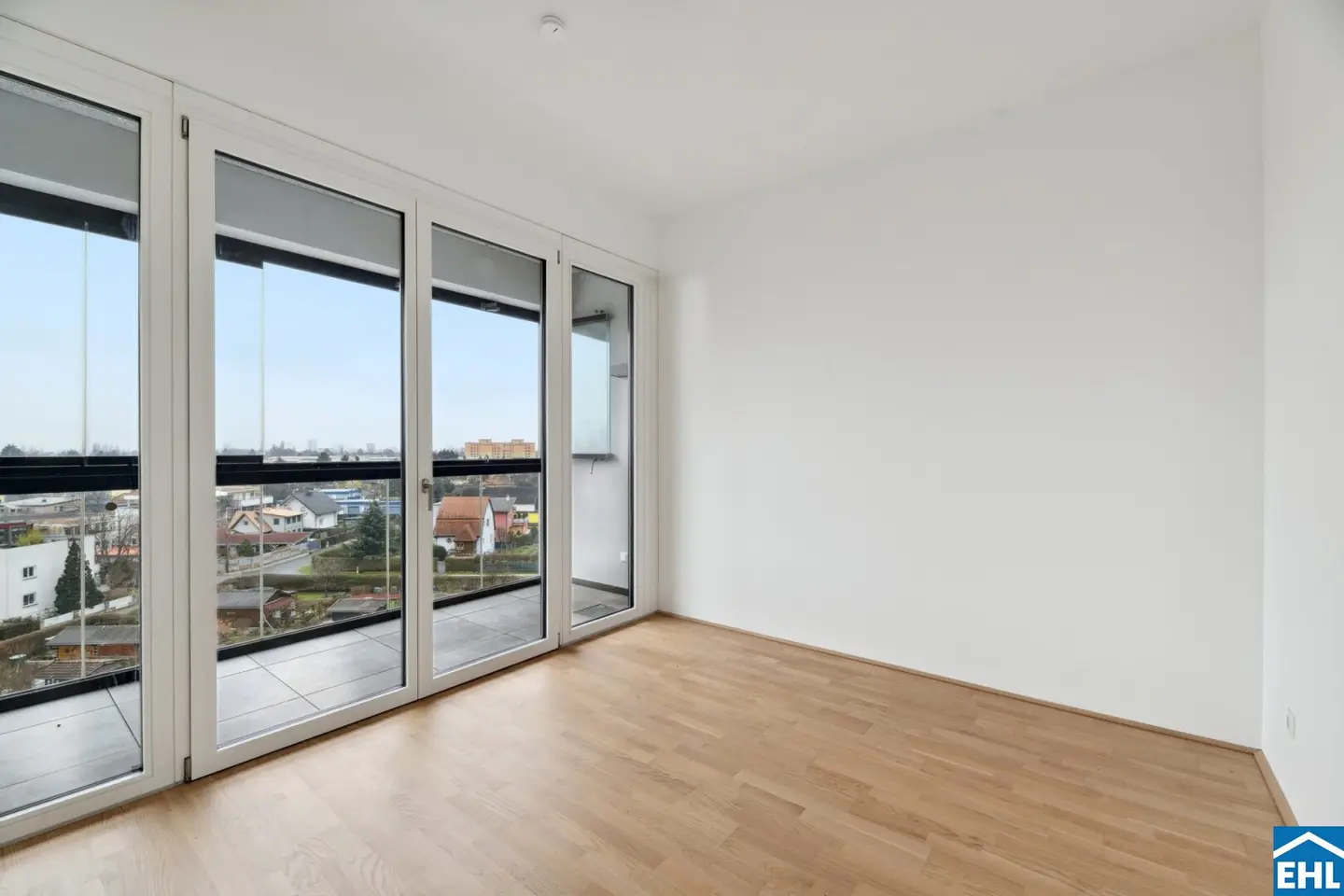 Modern Living: Top Loggia Apartment in Süd-Spitz