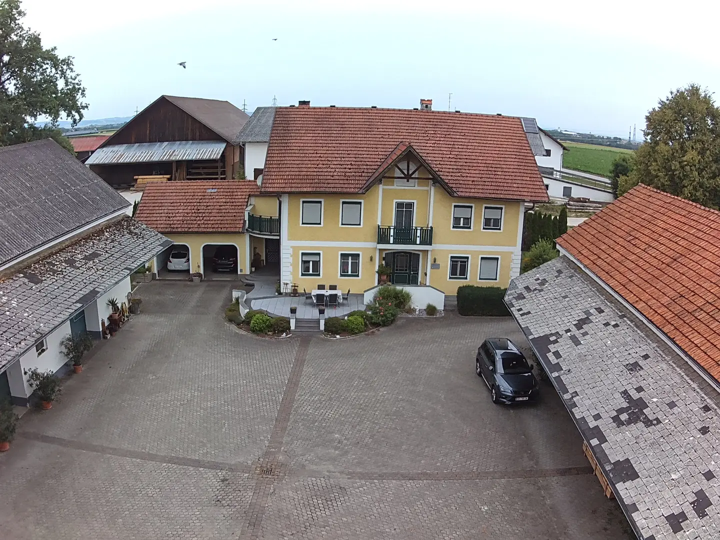 Viers eithof character and abundant space on large grounds Wohnung