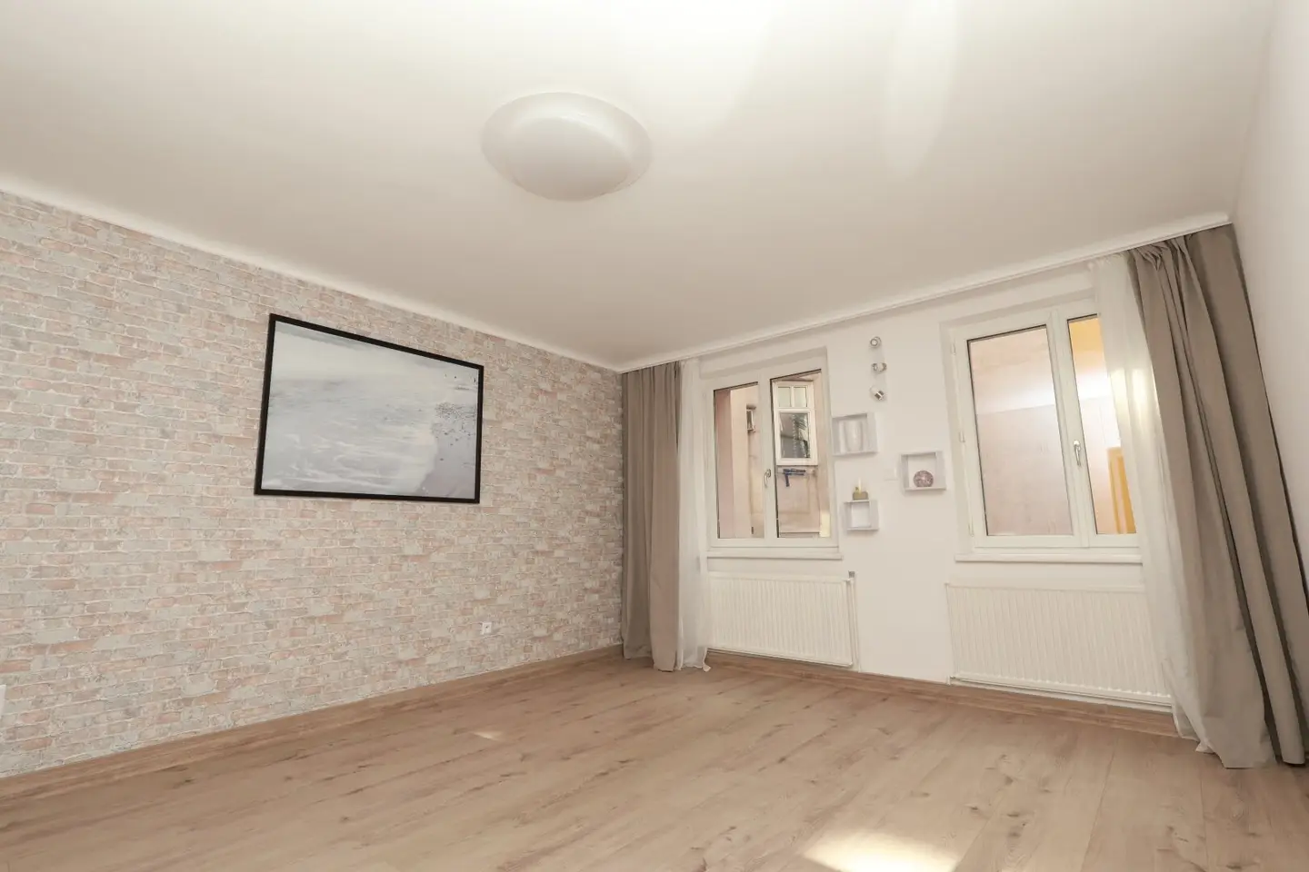 3-room first occupancy