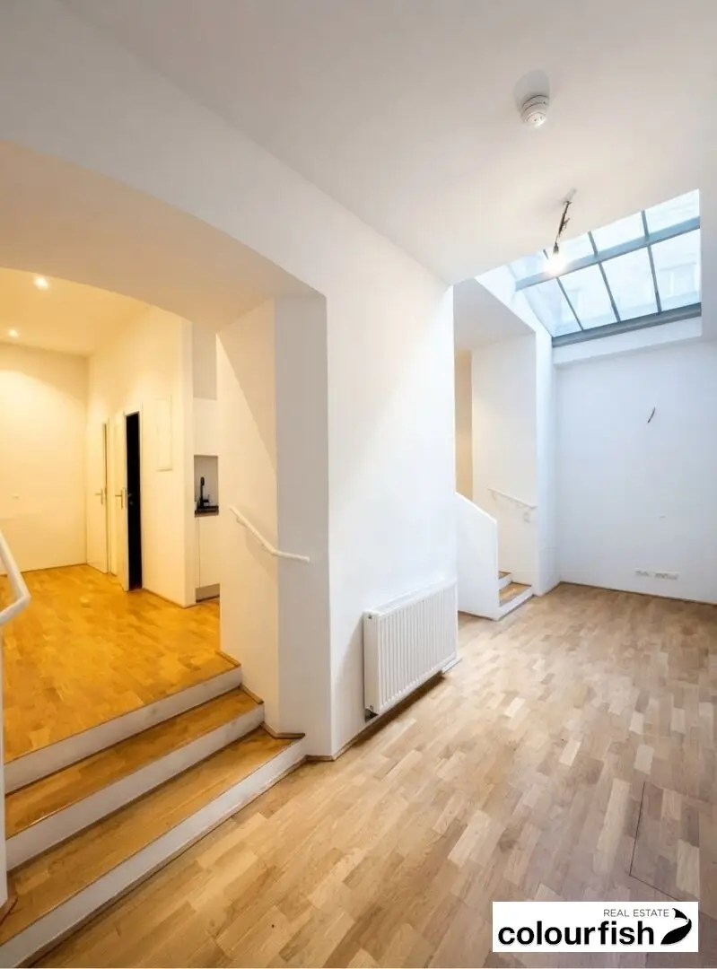 Renovated office in courtyard location - Studio or atelier