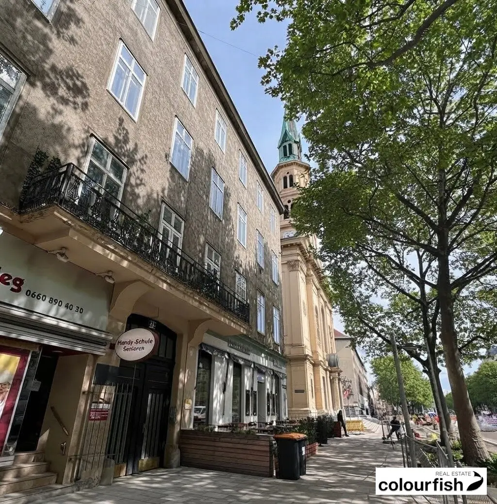 Renovated office in courtyard location - Studio or atelier