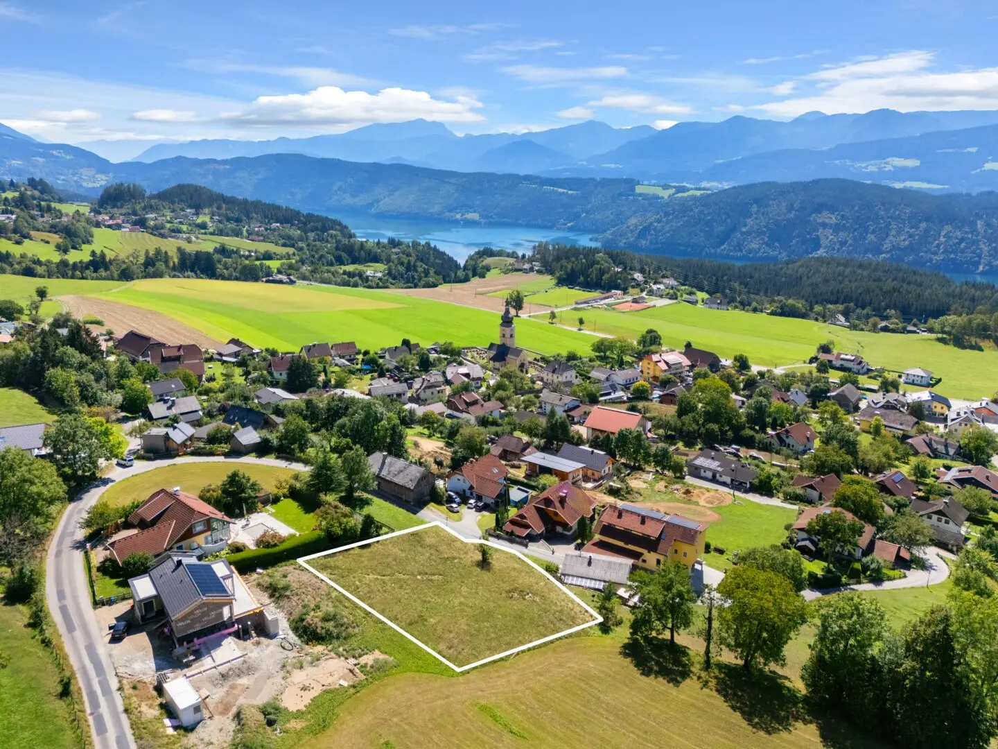 The right home starts with the right plot – discover this one in Obermillstatt