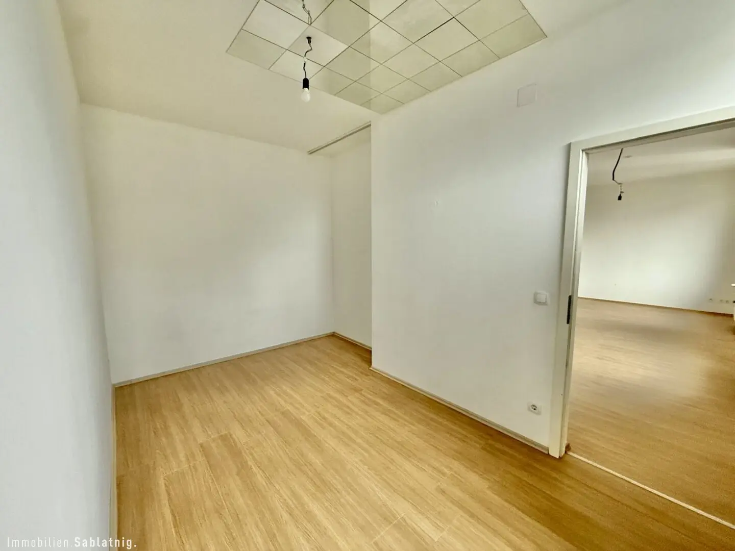 Cozy 2-room rental apartment in Hollabrunn: top maintained