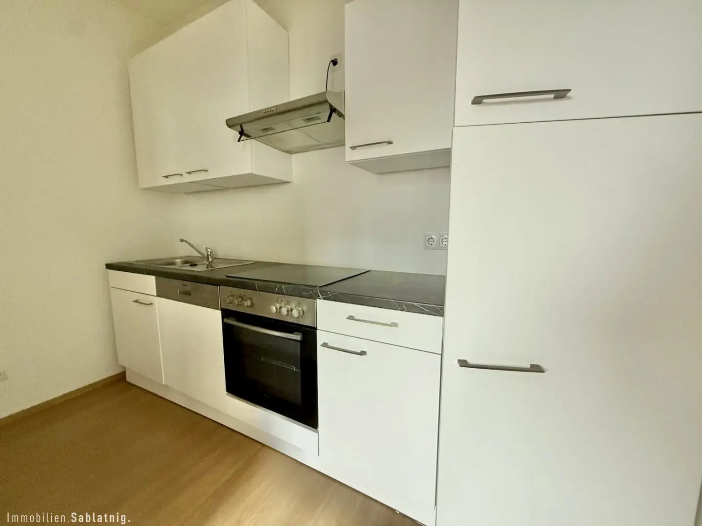 Cozy 2-room rental apartment in Hollabrunn: top maintained