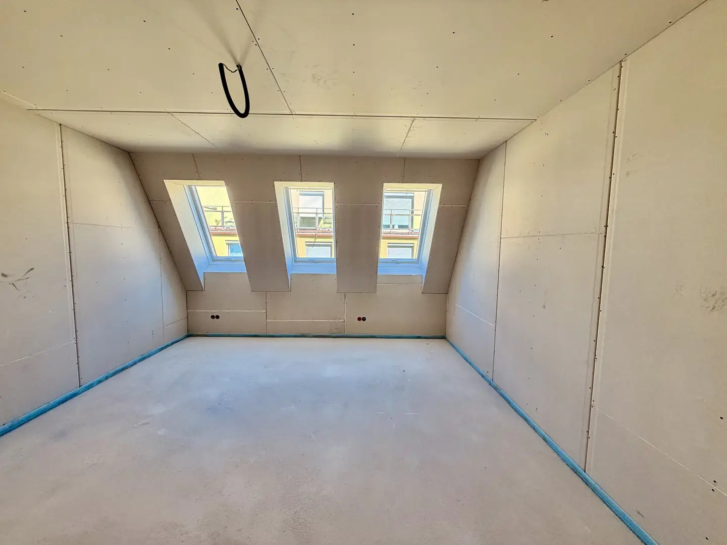 Erstbezug Dachgeschosswohnung mit Loggia nahe Kutschkermarkt