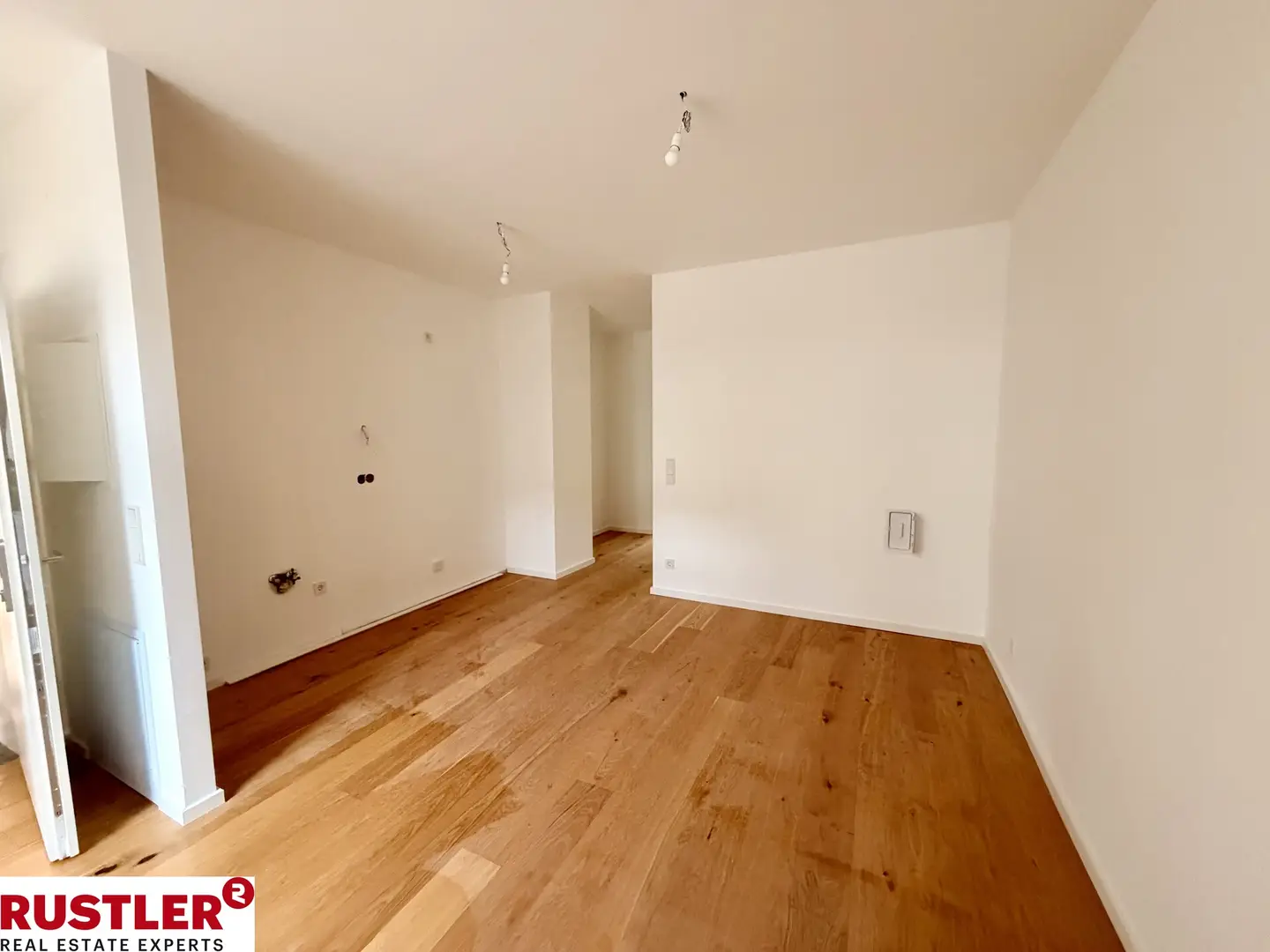 Wohnung with private garden near Kutschkermarkt