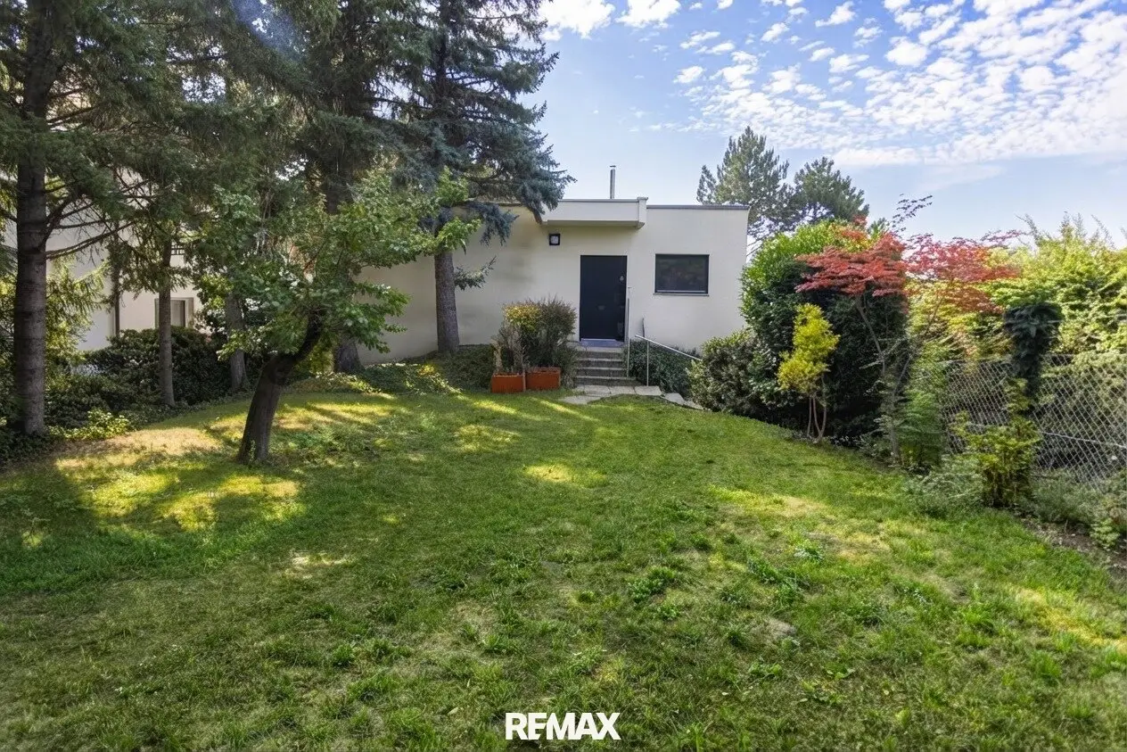 Exklusive Ruhelage in Döbling – 4-Zimmer-Wohnung mit Garten, Terrasse, Fernblick, Garage &amp; Pool