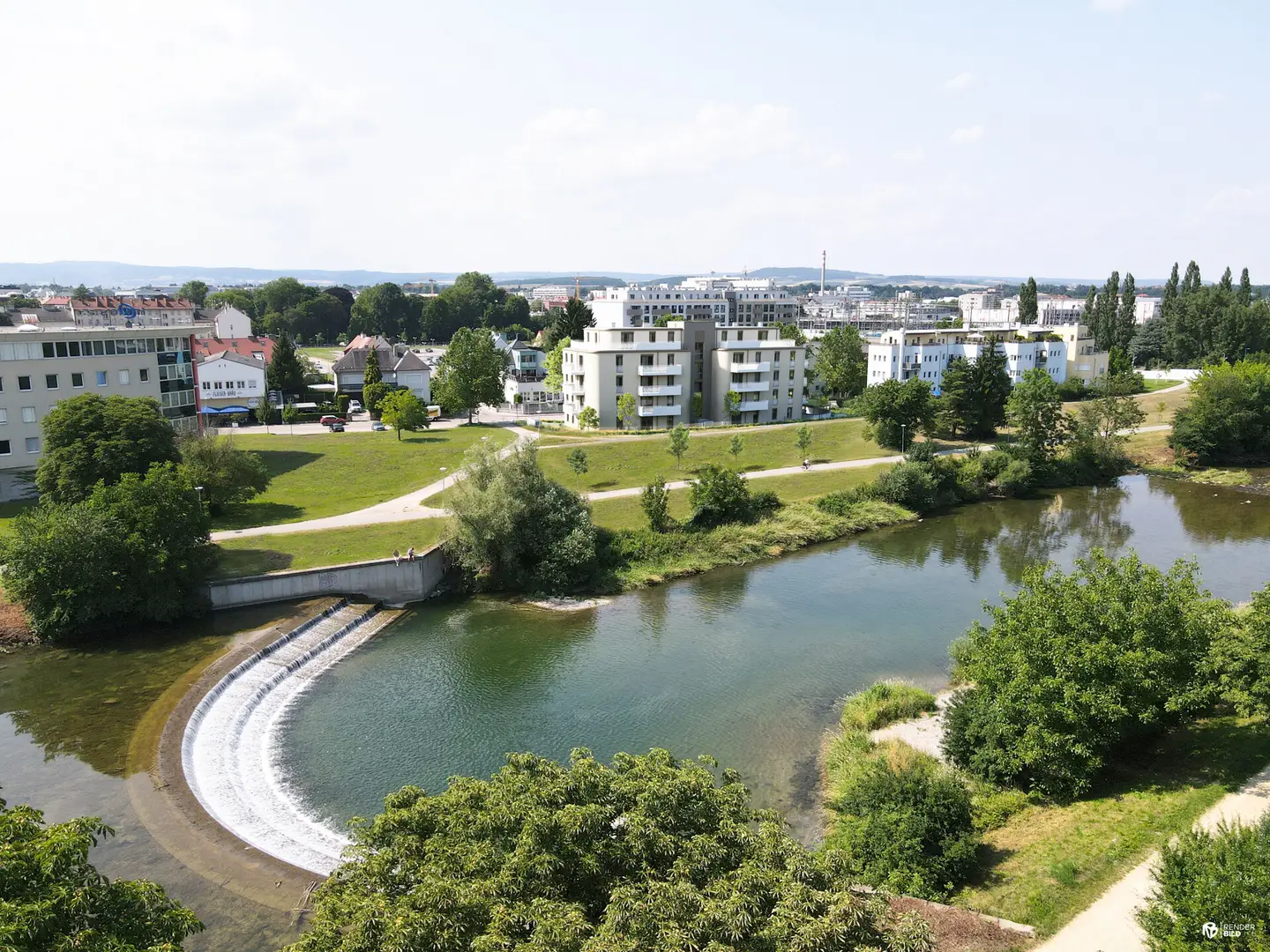 Helle Wohnung direkt an der Traisen im Neubau