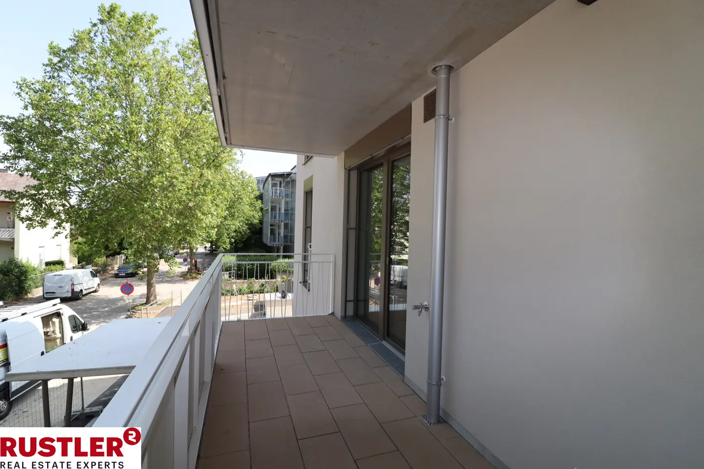 Bright Neubauwohnung directly by the Traisen
