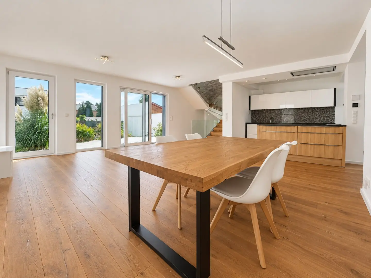 Familienfreundliches Haus | Eigengrund mit Garten &amp; Terrasse | 3 Stellplätze | S-Bahn-Anbindung