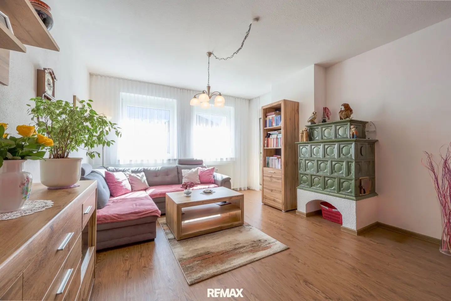 Großzügiges Wohnen mit Freizeitwert - Wohnung mit Loggia, Garage & Carport nahe Ski-Galsterberg