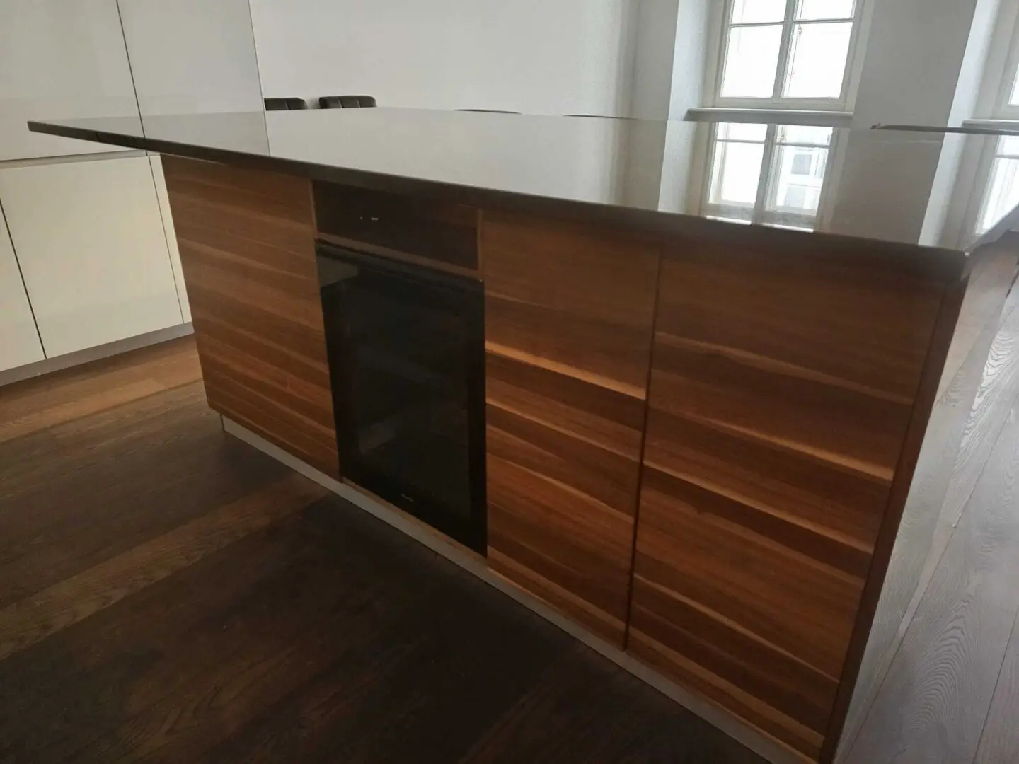 Zentrale Top-Lage - und doch ruhig || Exklusive Etagenwohnung mit idealem Grundriss