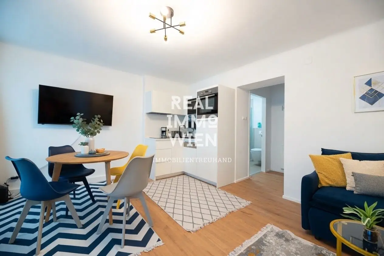 Charming 2-room apartment, U-Bahn proximity, ideal for singles or couples Accommodation permit AVAILABLE