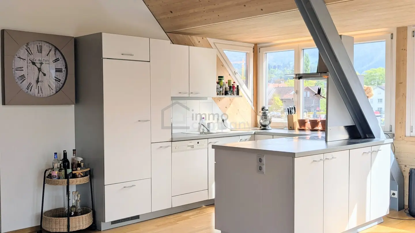 Exclusive 119m² loft attic apartment with elevator, panoramic view and parking
