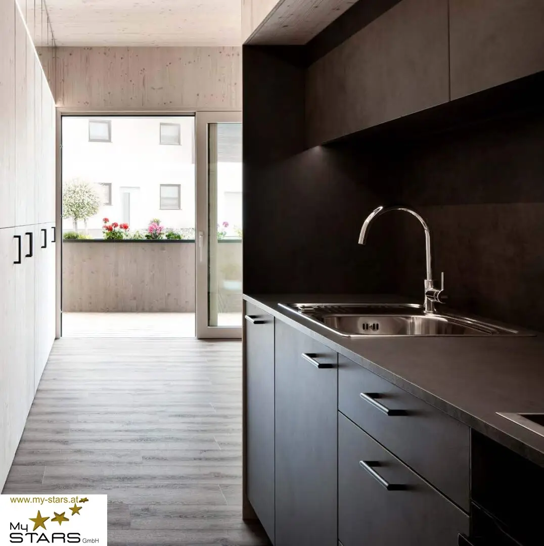 Moderne 30 m² Erstbezugs-Anleger-Wohnung mit Loggia &amp; Stellplatz!