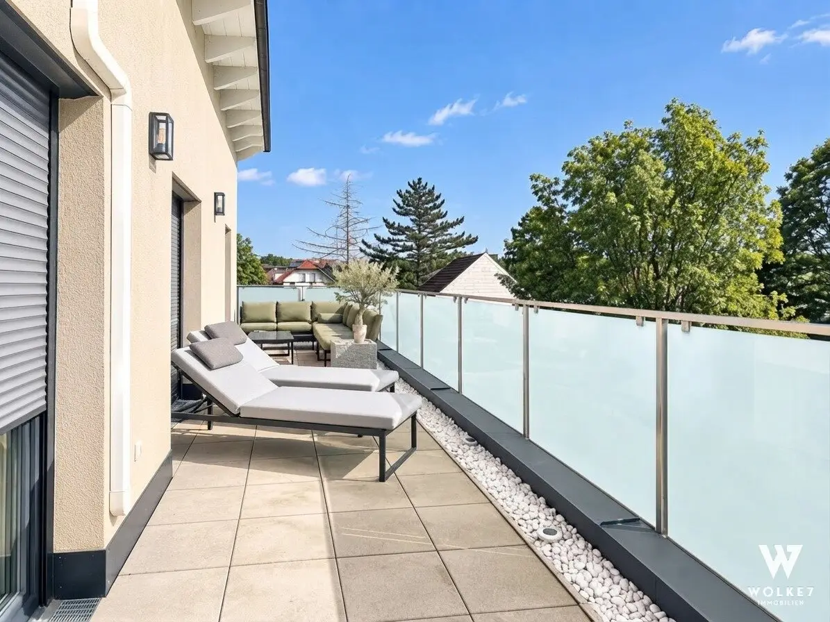 Exklusive Dachgeschosswohnung mit ca. 27 m² Dachterrasse &amp; hochwertiger Ausstattung
