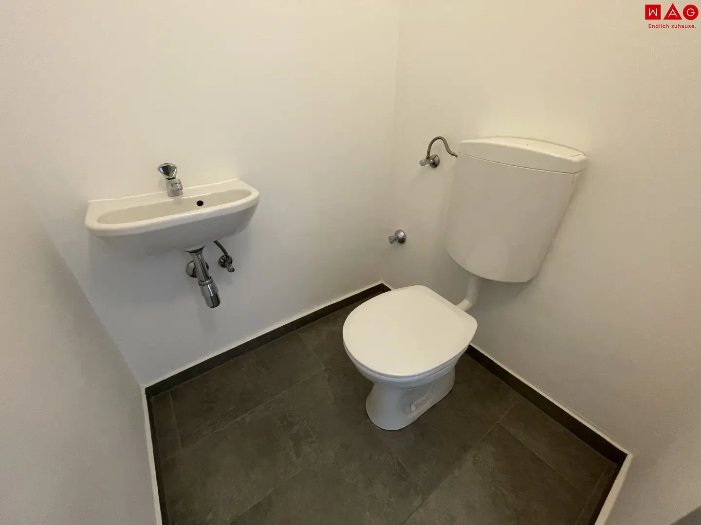 Lichtdurchflutete 77 m² Wohnung mit Balkon in ruhiger Lage !!!