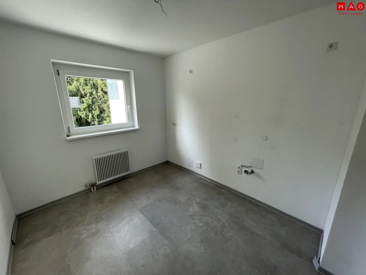 Lichtdurchflutete 77 m² Wohnung mit Balkon in ruhiger Lage !!!