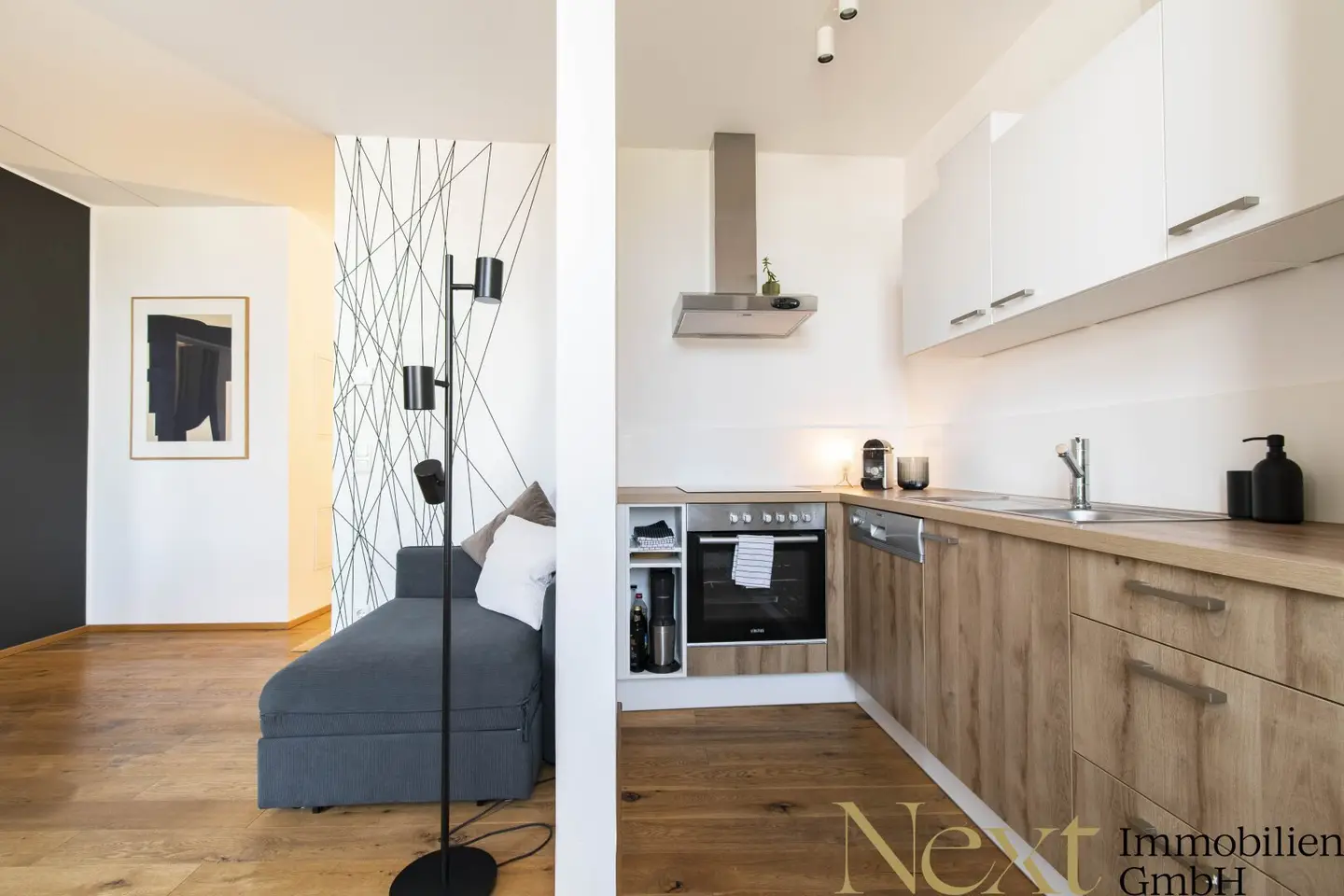 Stilvoll eingerichtete 2-Zimmer-Wohnung mit Balkon am Taubenmarkt an der Landstraße zu vermieten!