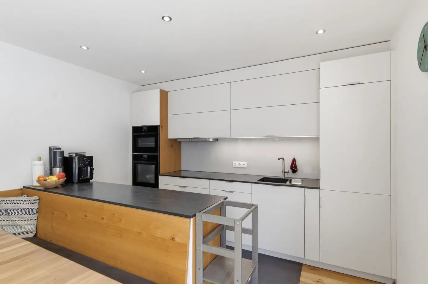 Dornbirn: Modern 4-room terraced house in solid construction, year of construction 2020, with garden, terrace and garage
