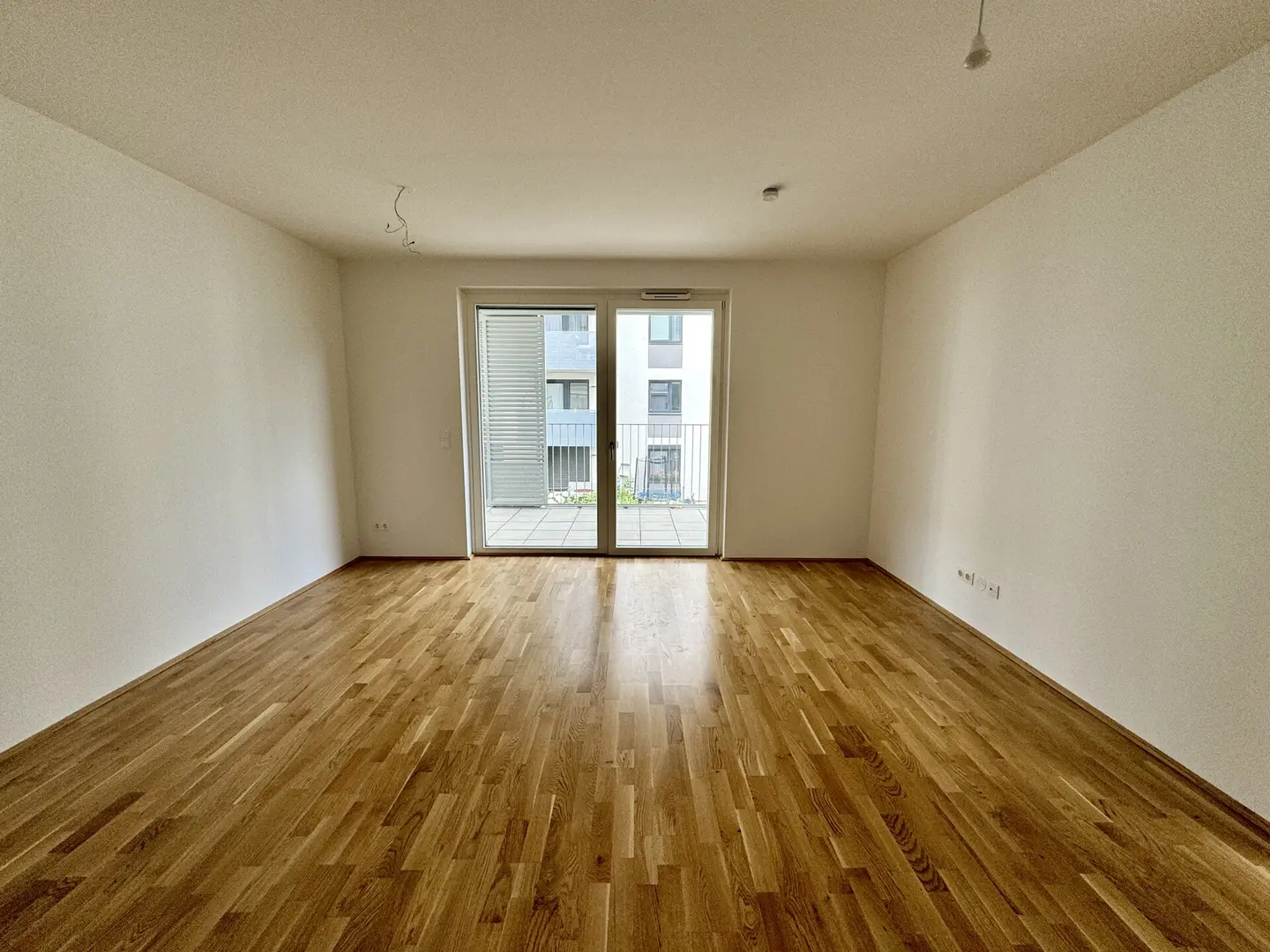 New build Wohnung with balcony in quiet car free complex