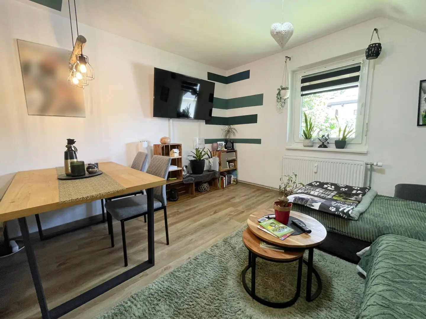 Nicely renovated 3-room condominium with loggia, garage and cellar in a quiet residential area of Treffen