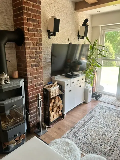 Apartment by the bathing pond with private garden and fireplace