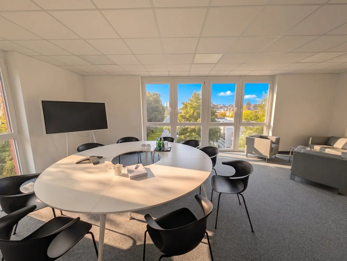 270 m² office or medical practice space in prime location