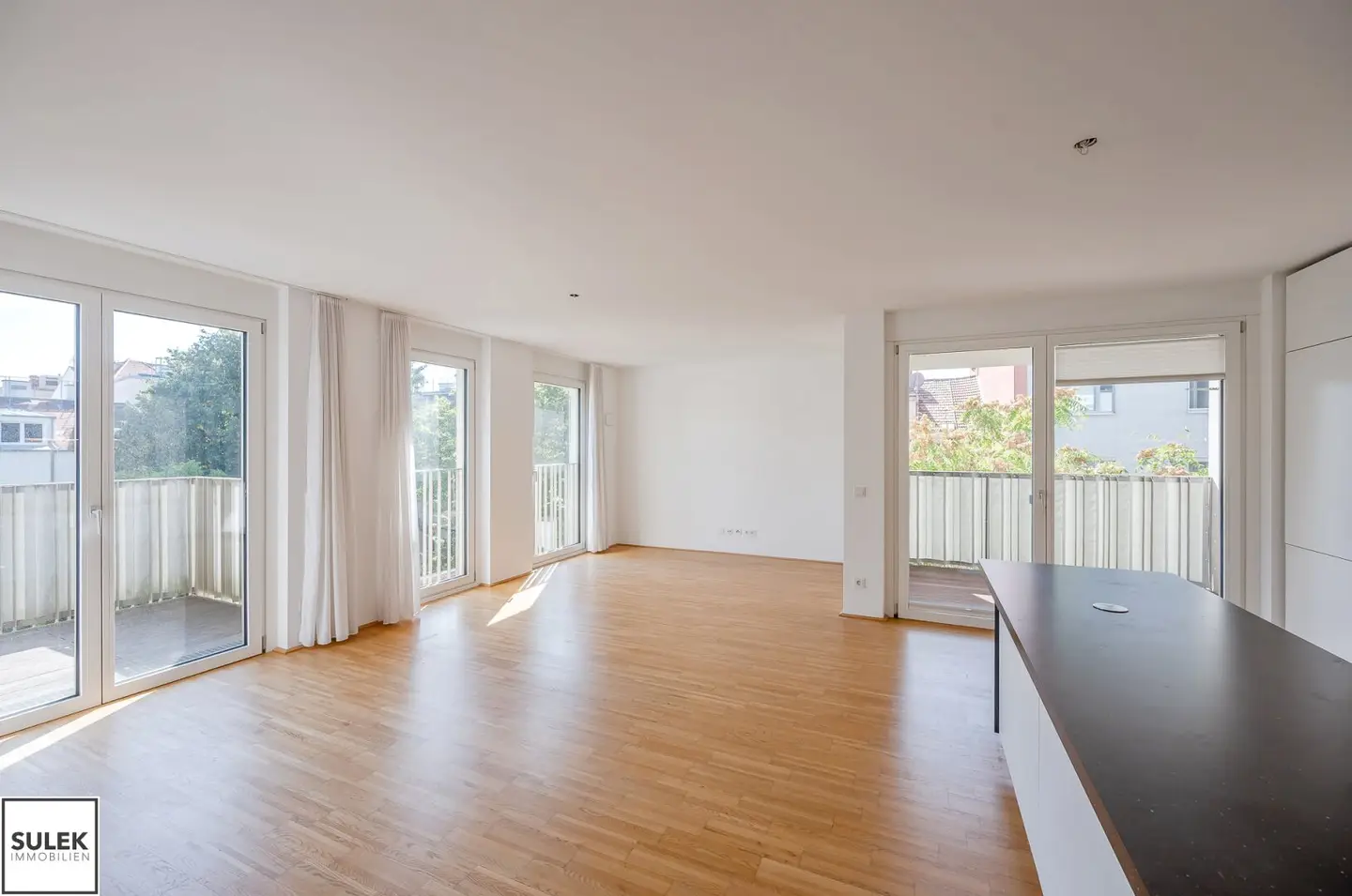 4-room new build apartment with balcony &amp; loggia incl. underground parking space – near U4 Schönbrunn