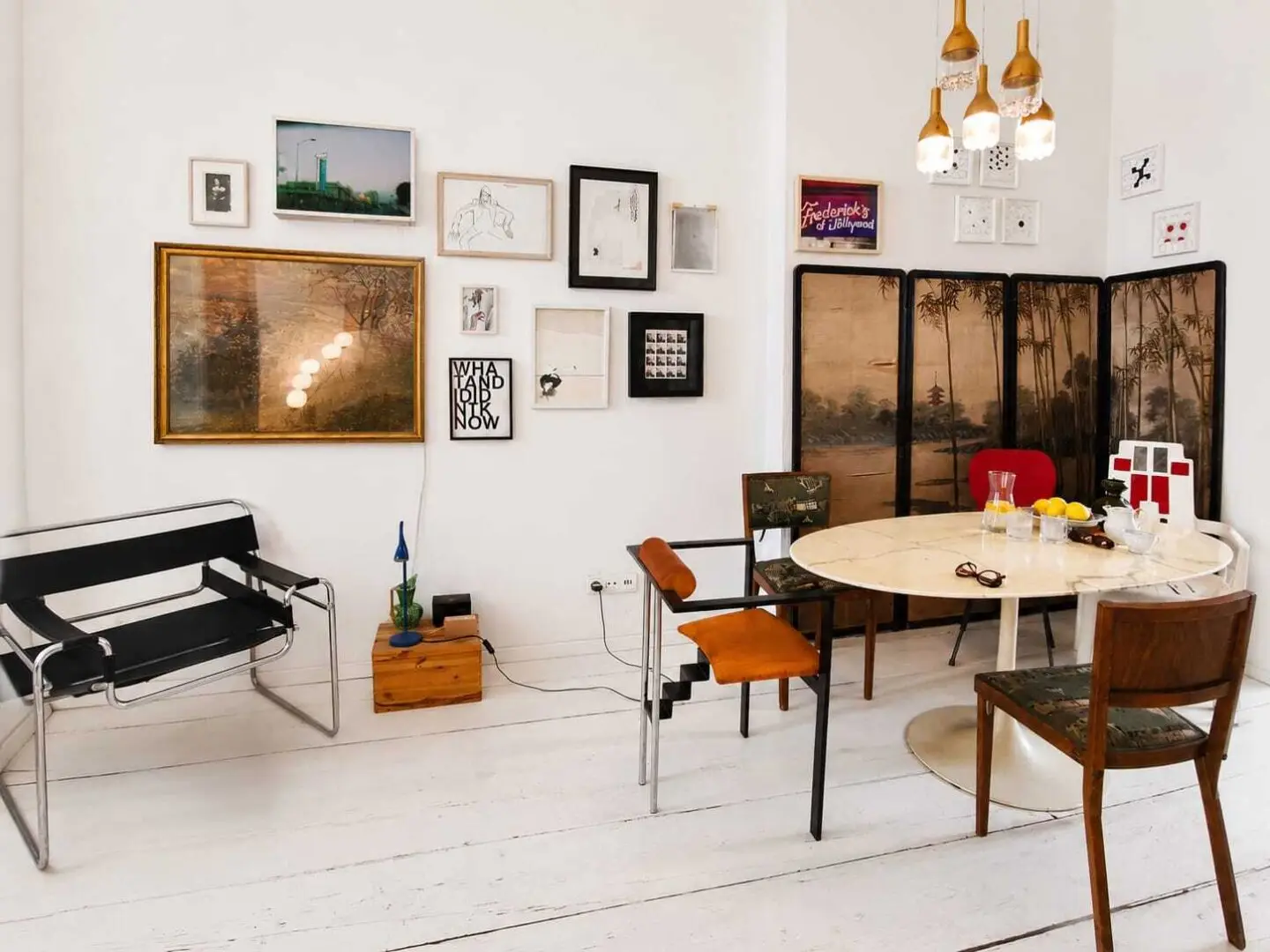 Lovingly renovated 38 m² old building apartment with view into greened courtyard