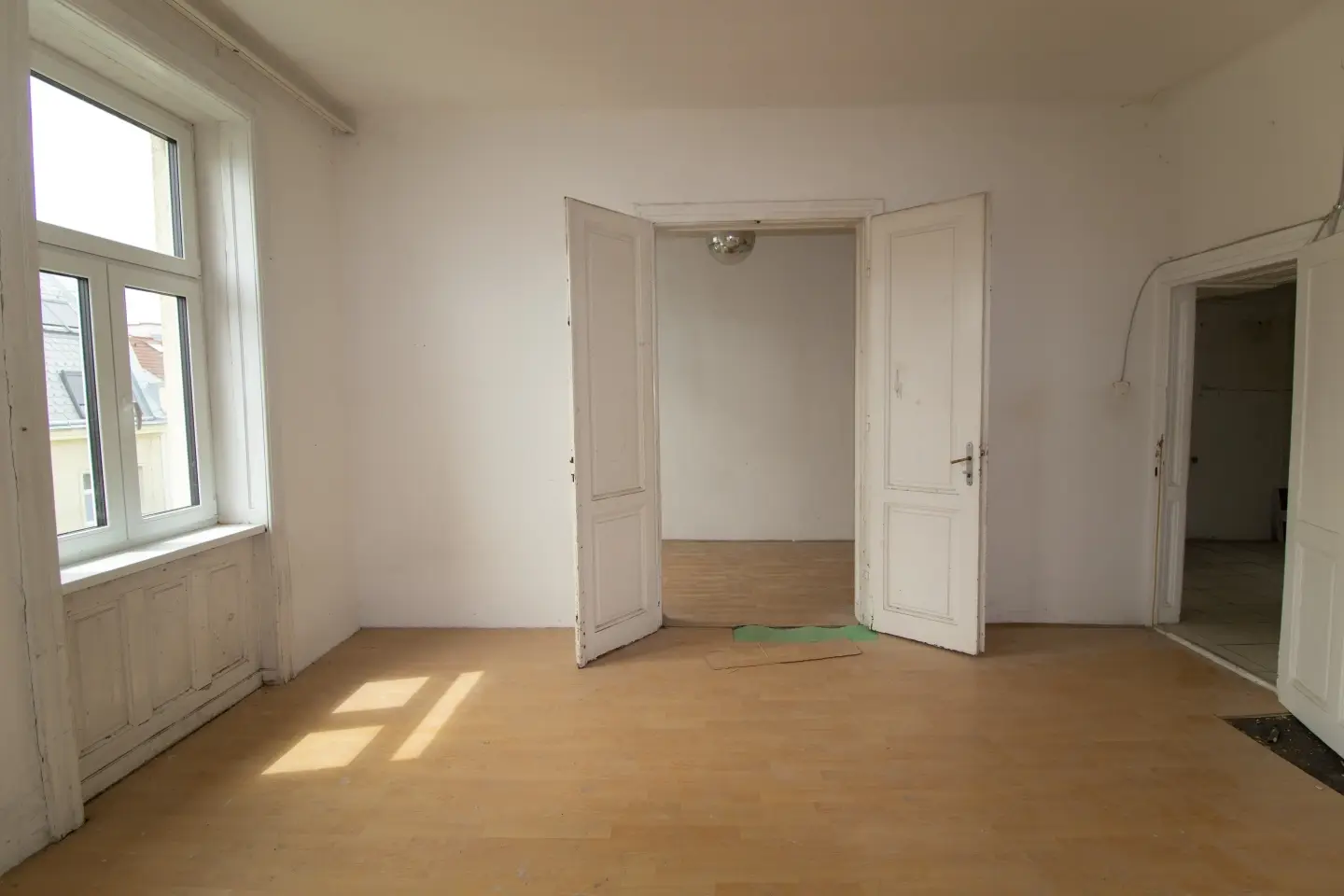 Renovation opportunity Wohnung with cellar