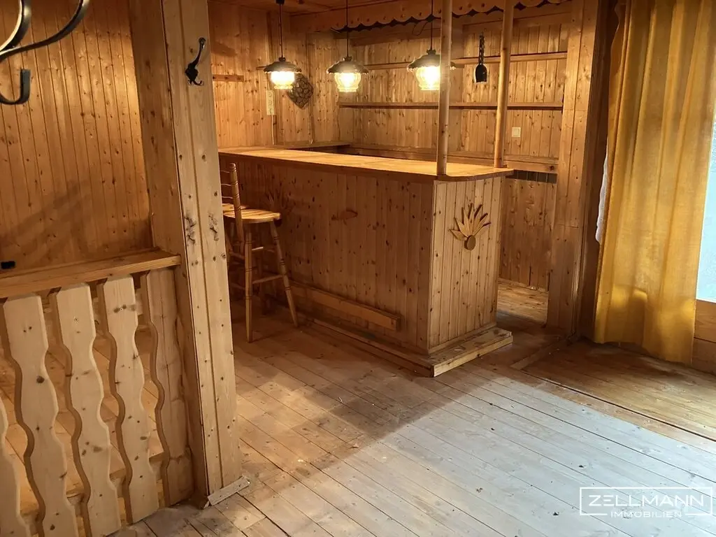 Adaptierungsbedürftiges Landhaus mit Zweifamilieneignung  | ZELLMANN IMMOBILIEN