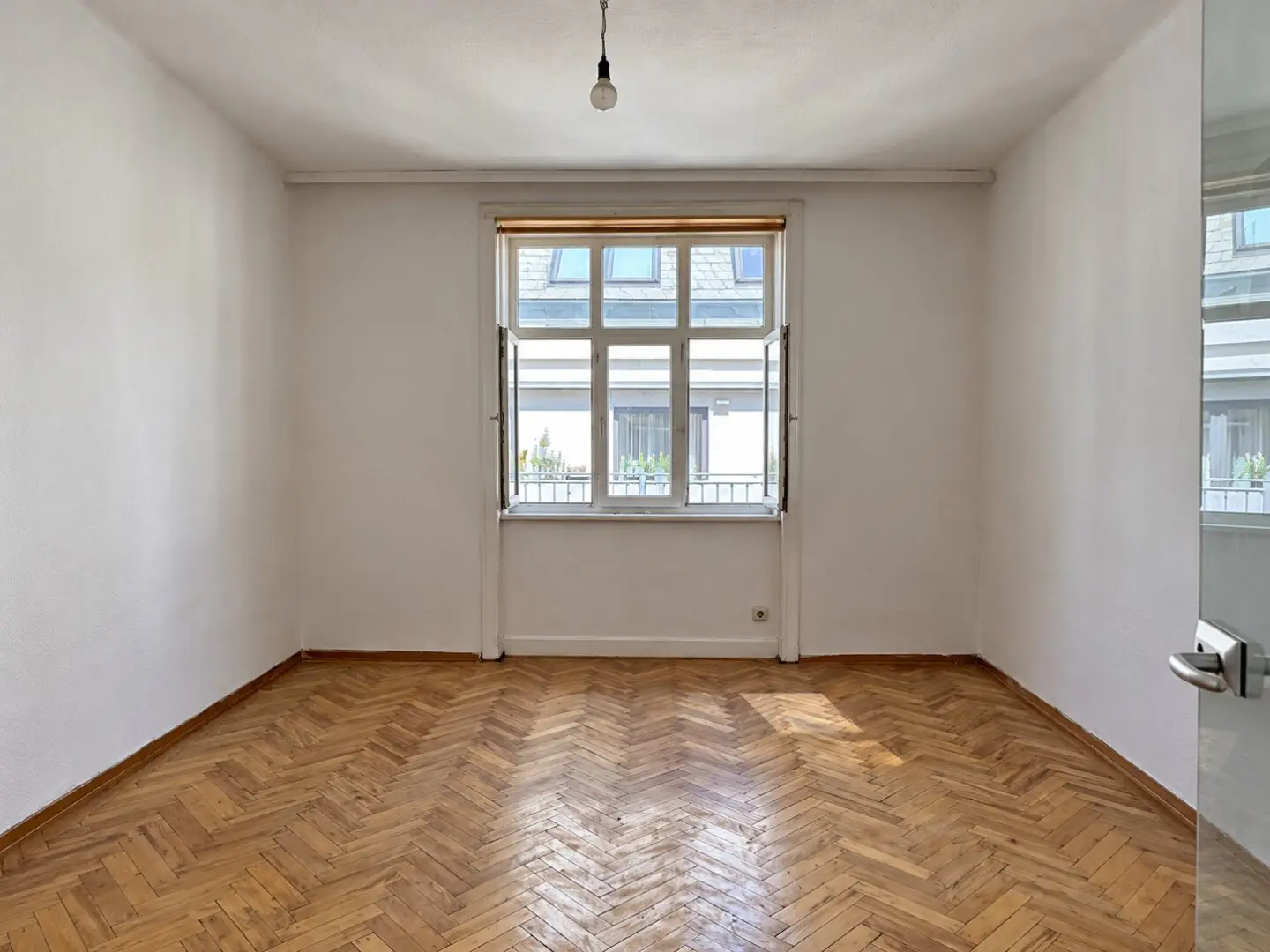 28 m² Altbau 1200 Wien | 3. Stock ohne Lift | € 114.000 | Anlegerwohnung