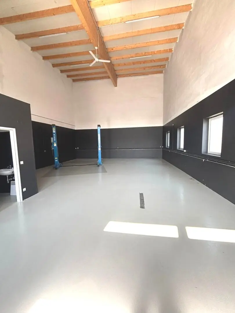 Multipurpose hall in a good location for rent!