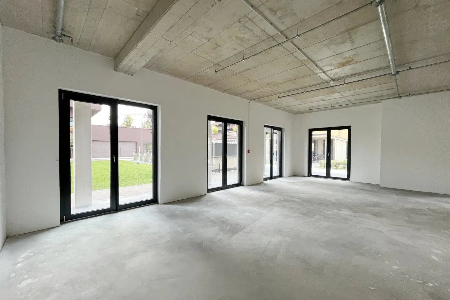 Neubauwohnung neuwertig in Toplage