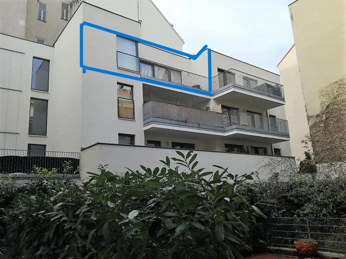 Perfekte kleine Dachgeschoßwohnung mit Balkon in Bestlage 1080 Wien