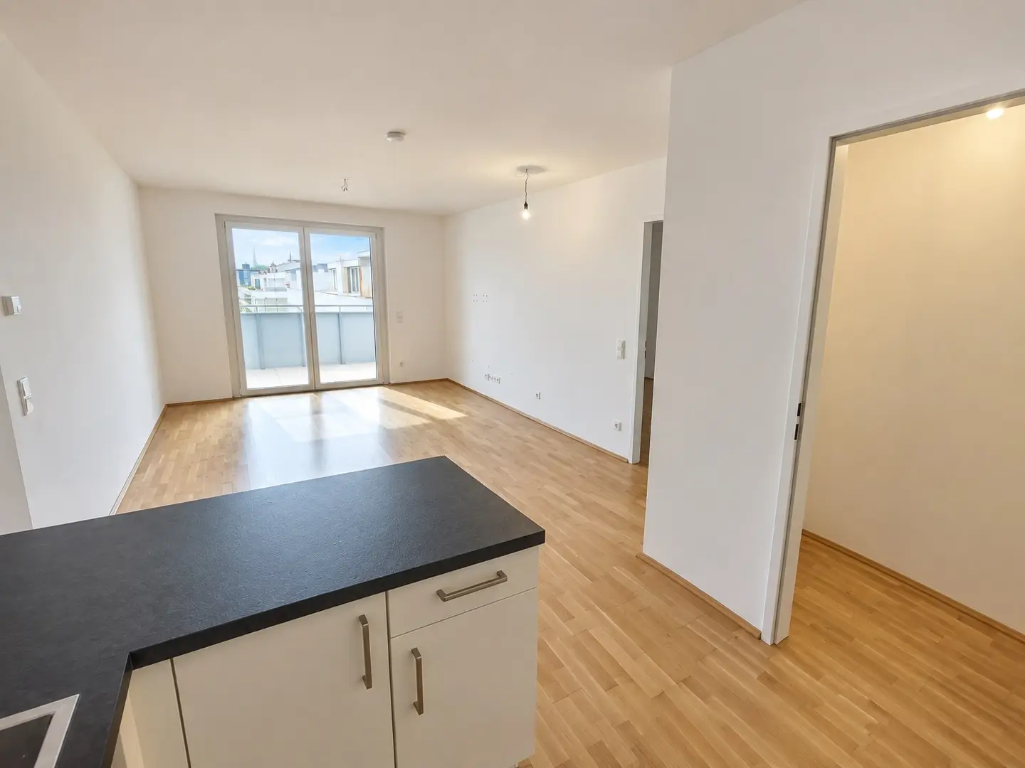 Dachgeschosswohnung mit südseitiger Loggia und hochwertiger Ausstattung