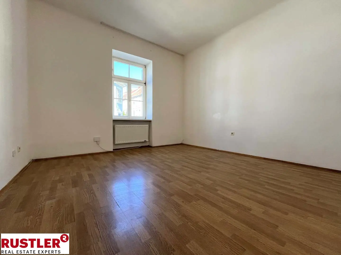 Helle Wohnung nahe Jakominiplatz mit Balkon
