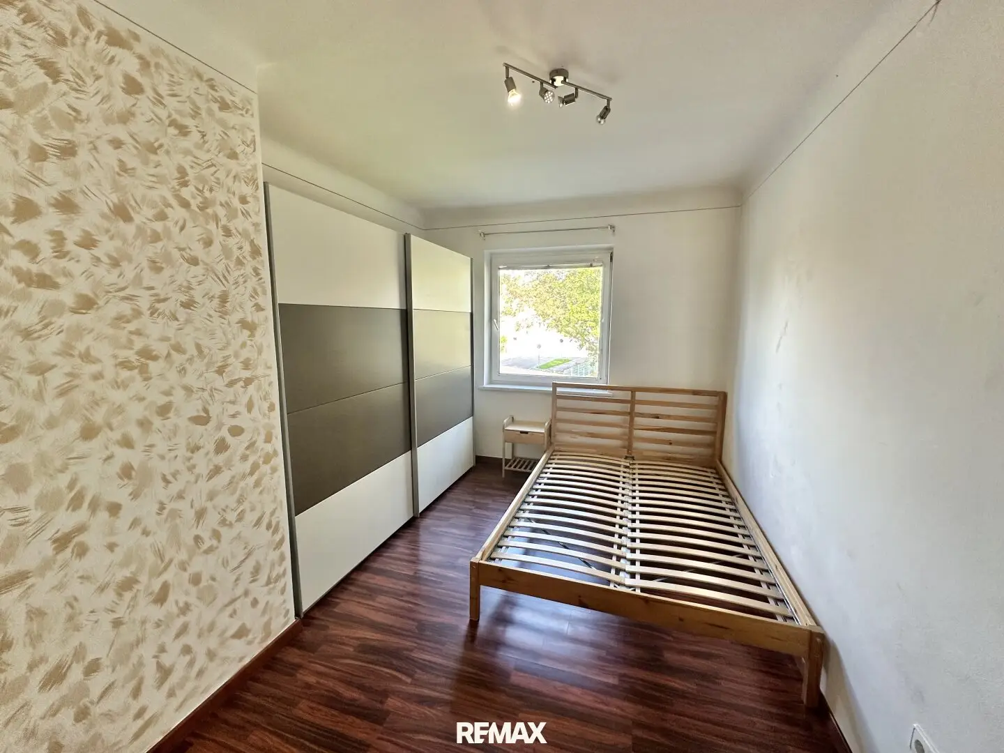 Charming 2-room apartment in a quiet location!