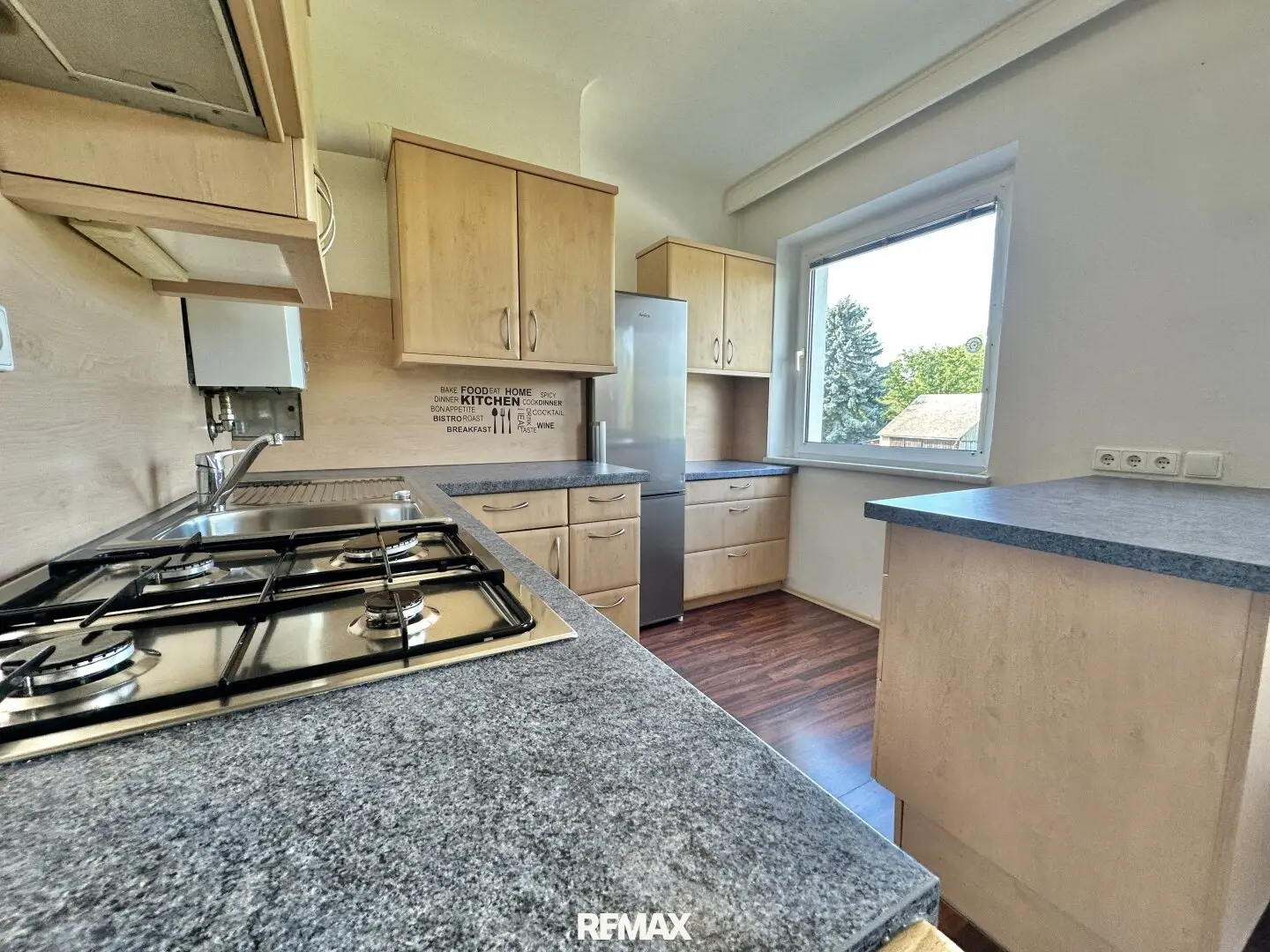 Charming 2-room apartment in a quiet location!