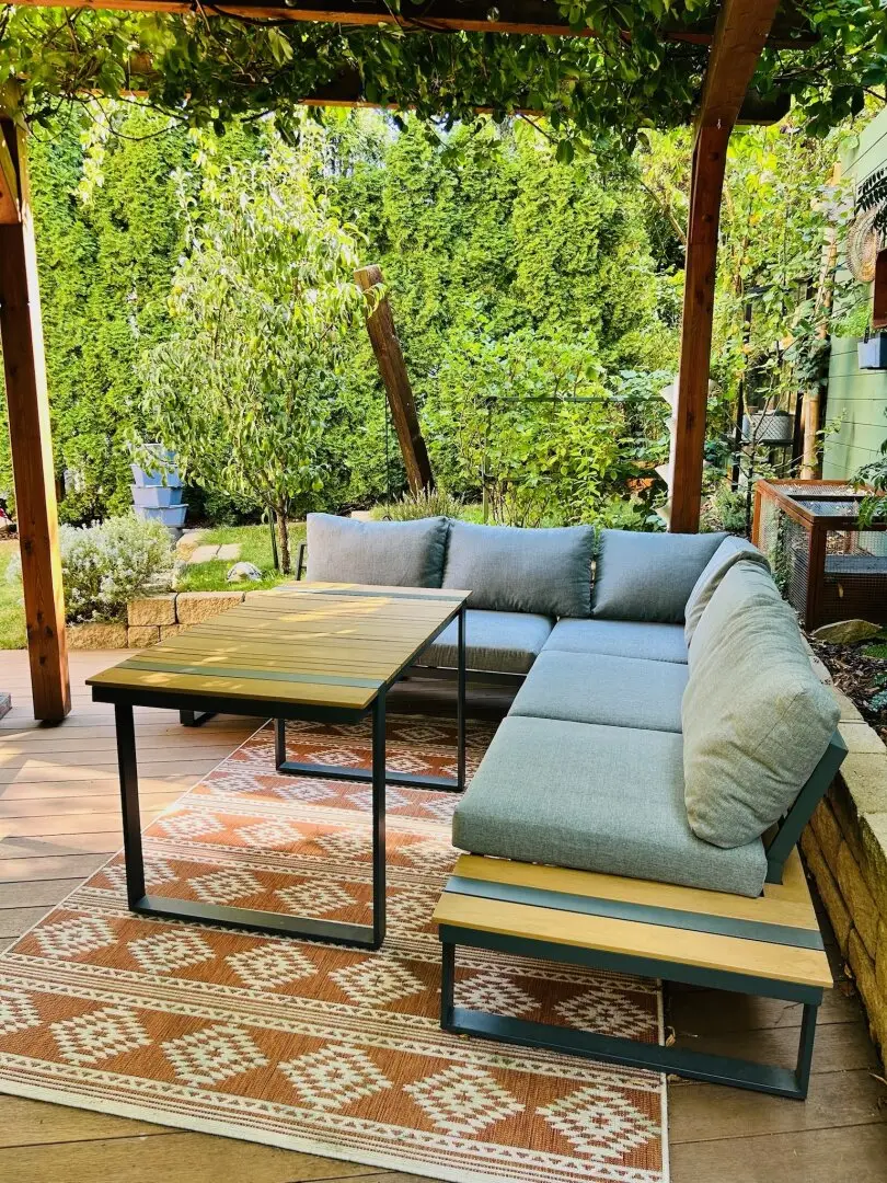 Garden maisonette with old building charm | 87 m² + 74 m² garden + 16 m² covered terrace and winter garden | 1130 Vienna