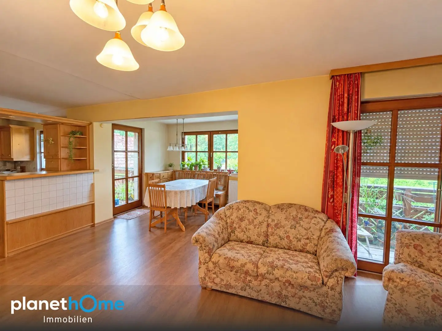 Family apartment flexible to divide and close to nature