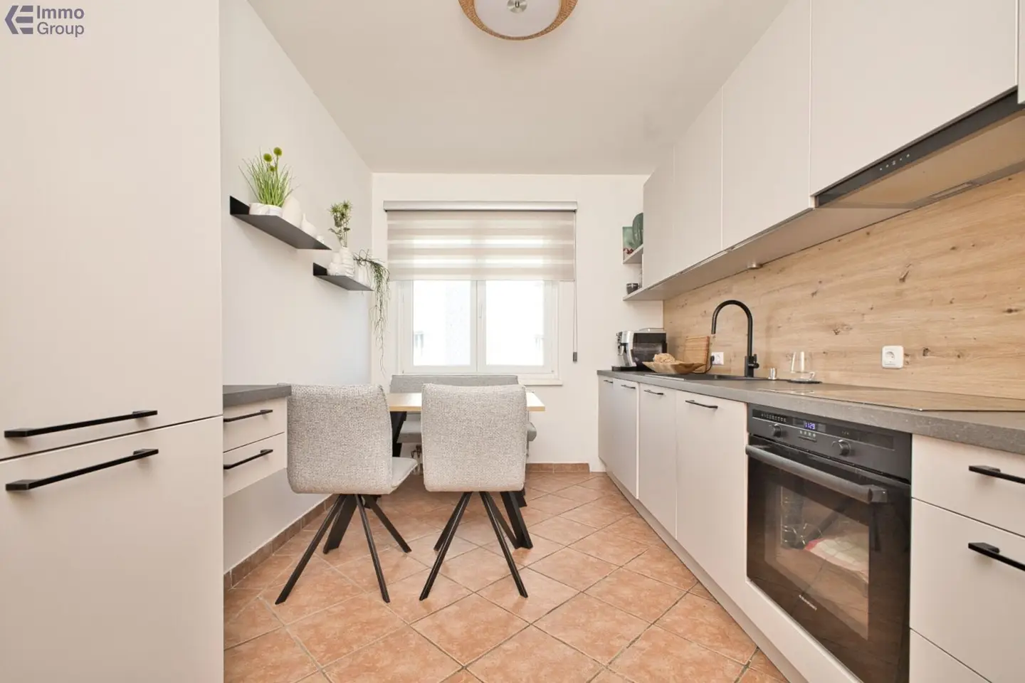 Attractive 2-room condominium in Wels for sale