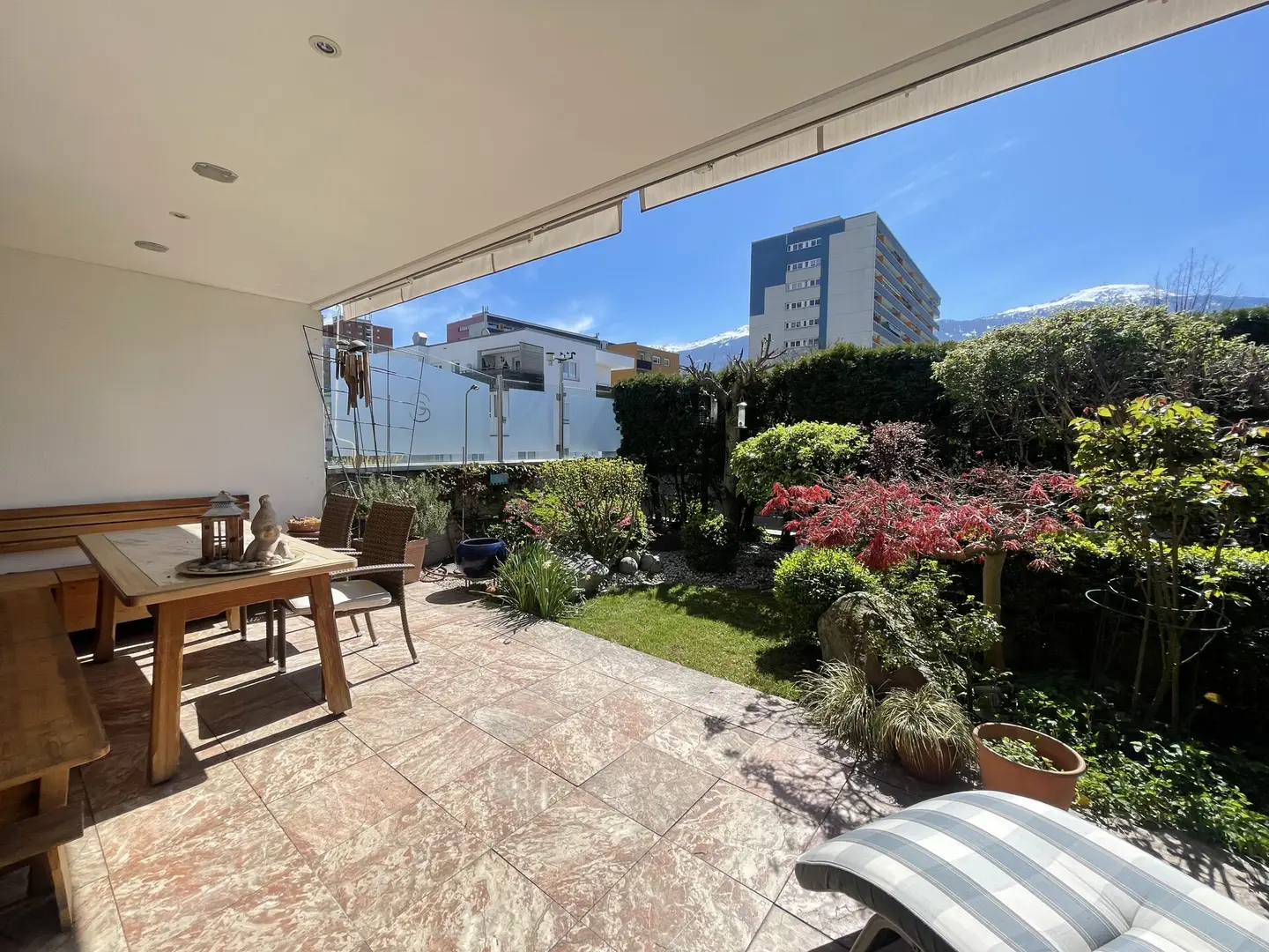 Quiet Erdgeschosswohnung with private garden
