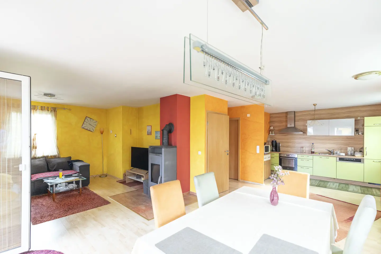 Quiet family apartment with spacious garden