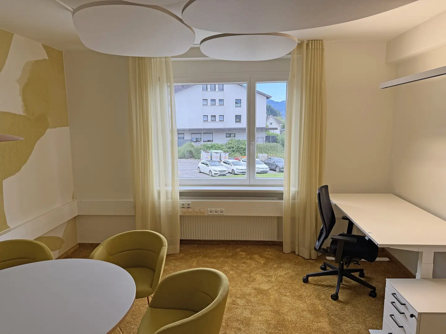 Wohnung voll möbliert sofort bezugsfertig für Büro